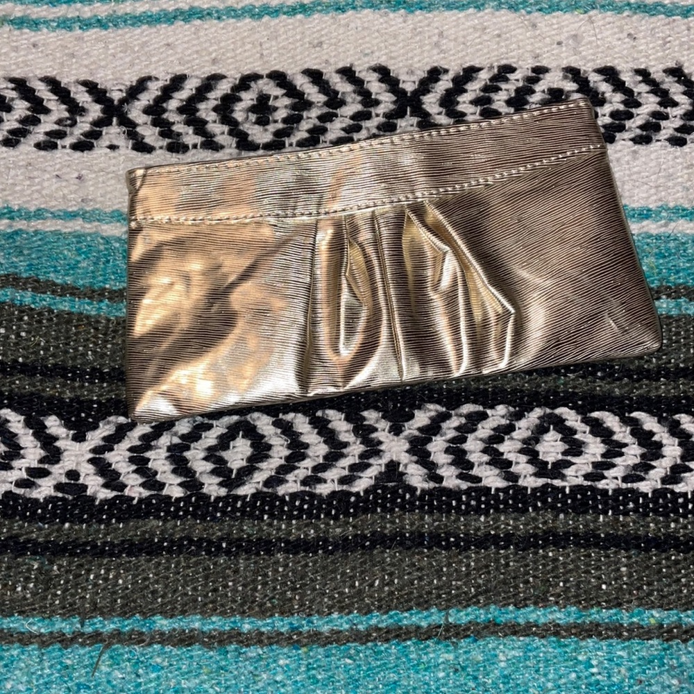 Y2K VIA SPIGA GOLD CLUTCH